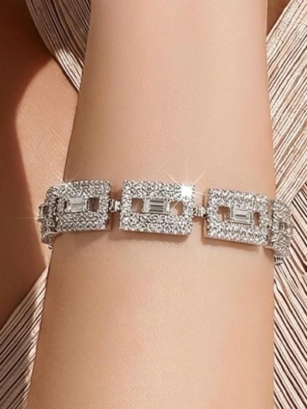 💟 Vintage Rhinestone Baguette Link Bracelet - Picture 6 of 13